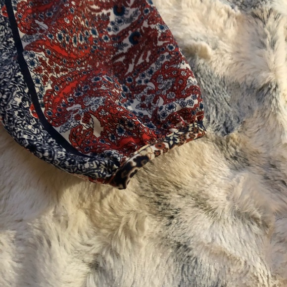 Off shoulder top - Picture 3 of 5